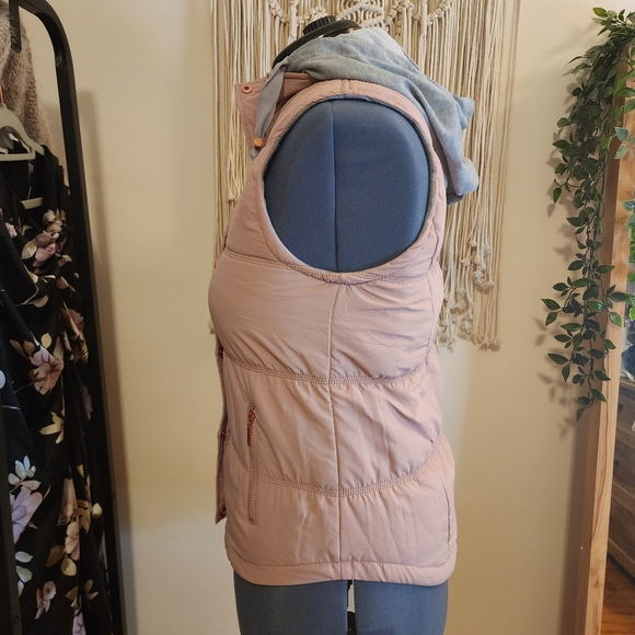 Pink jersey-lined puffer vest with hood, soft and comfy! - M - Picture 7 of 11